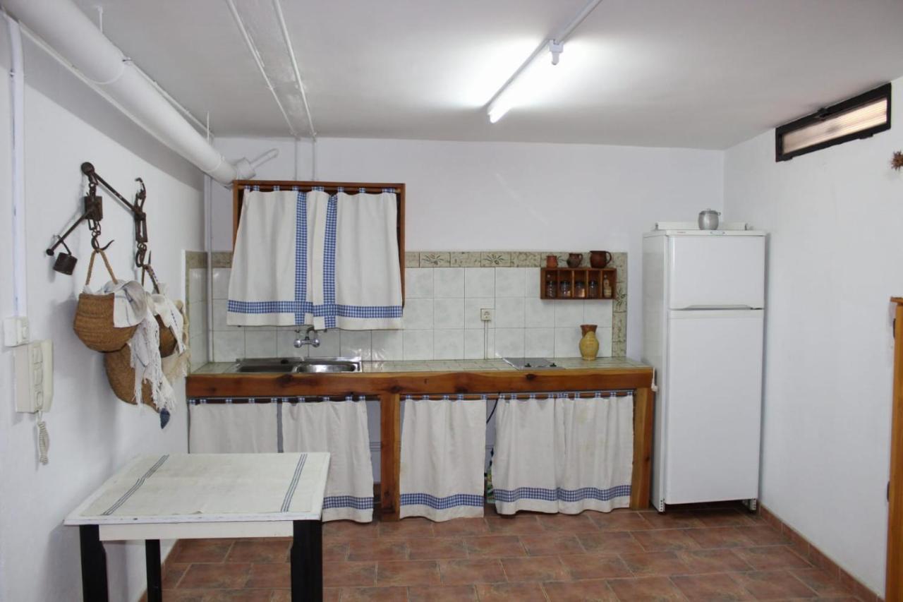 Casa Rural Puerta De La Iglesia エルチェ・デ・ラ・シエラ エクステリア 写真